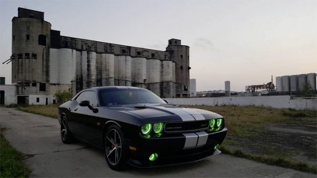 2011-Challenger-Srt8-678456456546