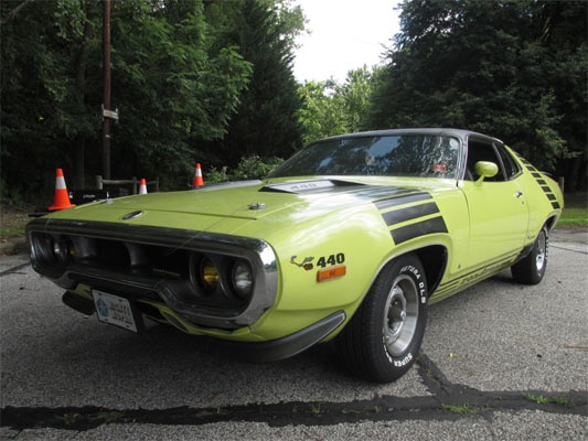 1972-Plymouth-Road-Runner-440-2565463