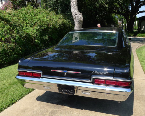 1966-Chevrolet-Impala-2546456345