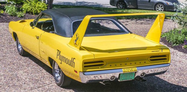 1970-Plymouth-Superbird-1472