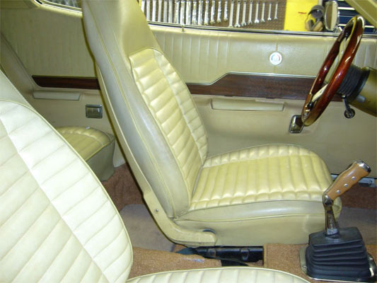 1971-Plymouth-GTX-2435435