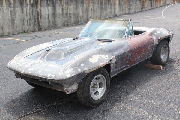 1967-Chevrolet-Corvette-Stingray-143543