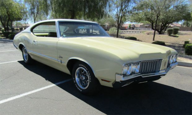 1970-Oldsmobile-Cutlass-S