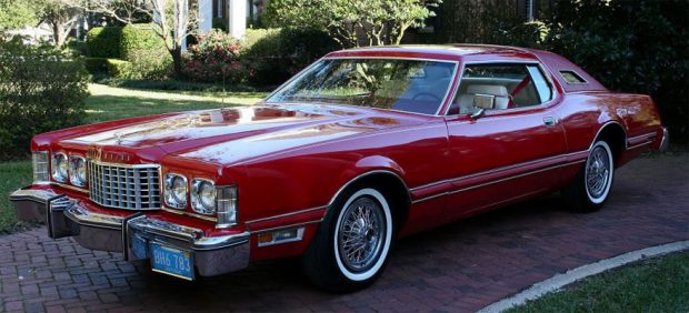 1976-Ford-Thunderbird