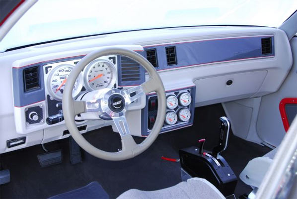 1983-Chevy-Monte-Carlo