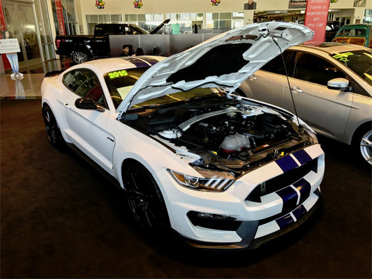 2015-Ford-Mustang-GT350