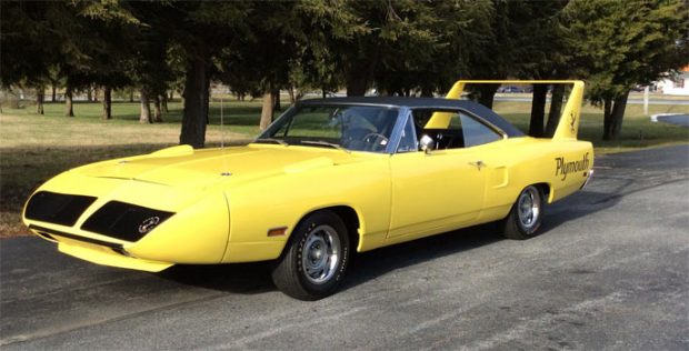 1970-Plymouth-Superbird