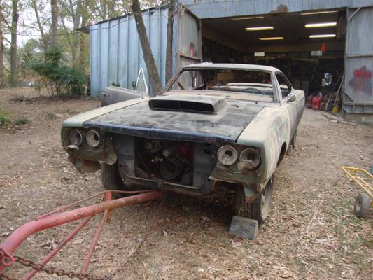 1969-Plymouth-Roadrunner-245