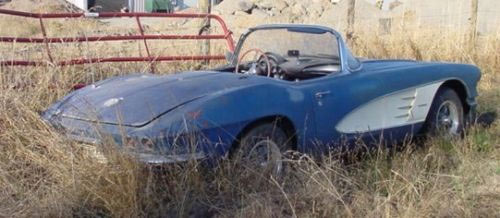 1961-Chevrolet-Corvette