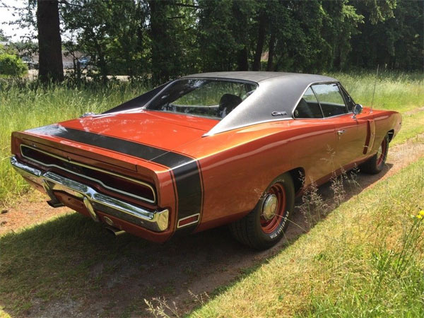 Dodge-Charger-