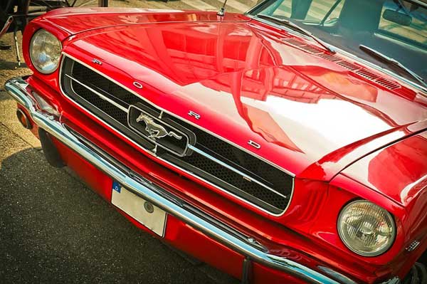 shining-muscle-car-