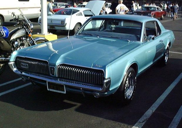 1967 Mercury_Cougar