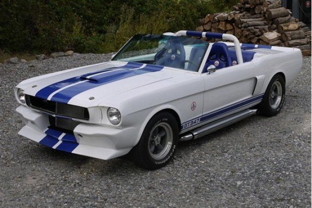 1965 Ford Mustang-11