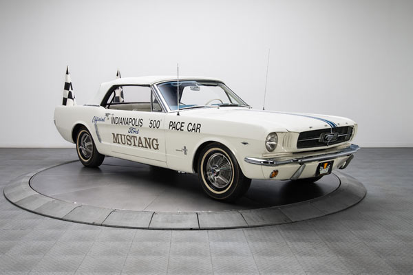 1964-Ford-Mustang-Pace-Car-fegkjg11