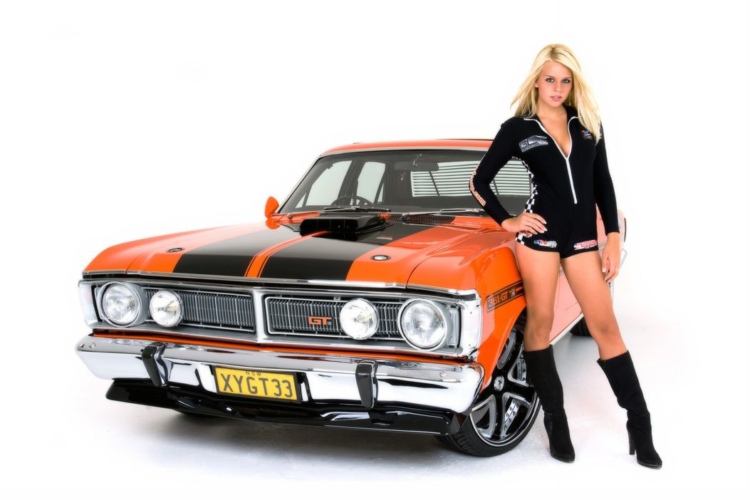 Ford Falcon Hot Girl