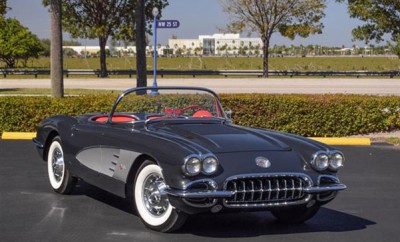 1958-Chevrolet-Corvette-Convertible-11