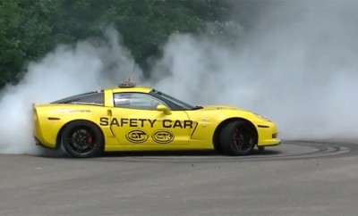 Corvette-Z06-Performs-The-Best-Donuts