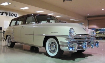 1953-Chrysler-Town-&-Country-1